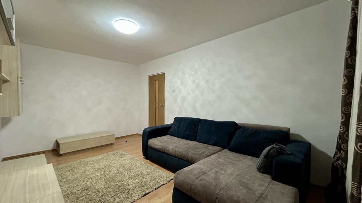 Apartament cu 3 camere si 2 bai, zona Lipovei 2, foxfort.ro