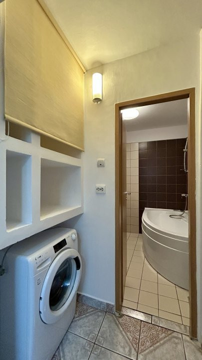 Apartament cu 3 camere si 2 bai, zona Lipovei 12, foxfort.ro