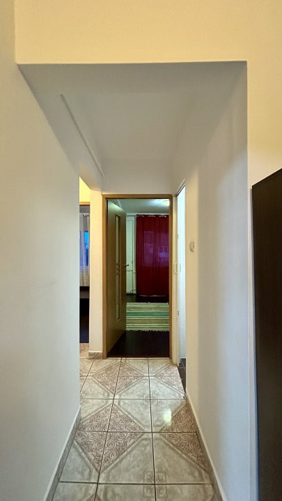 Apartament cu 3 camere si 2 bai, zona Lipovei 13, foxfort.ro