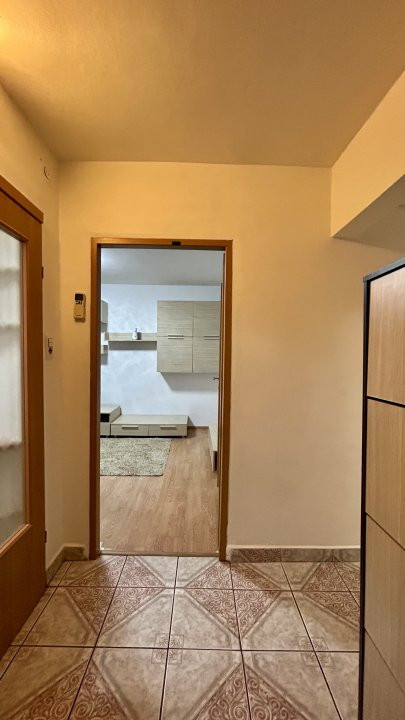 Apartament cu 3 camere si 2 bai, zona Lipovei 14, foxfort.ro