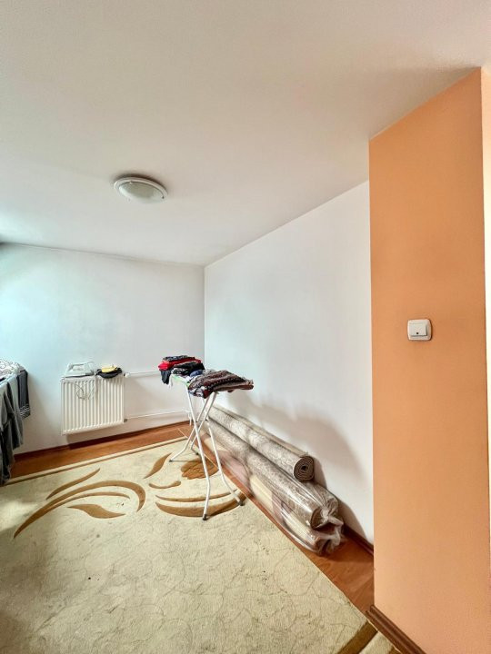 COMISION 0% Casa insiruita cu 6 camere, de vanzare, zona Freidorf 12, foxfort.ro