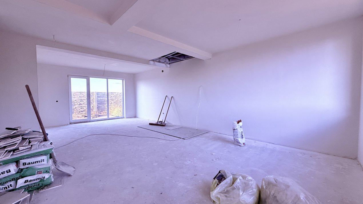 Casa tip triplex, cu 2 camere, de vanzare in Sanandrei. 3, foxfort.ro