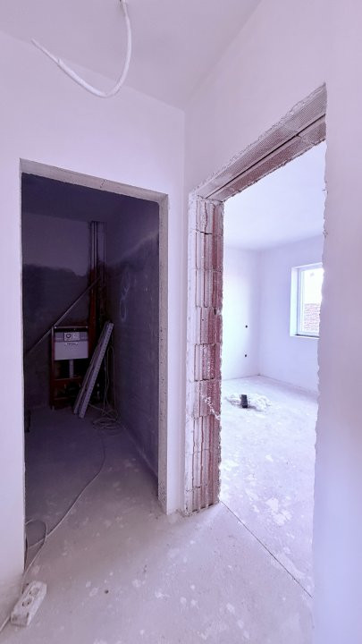 Casa tip triplex, cu 2 camere, de vanzare in Sanandrei. 10, foxfort.ro