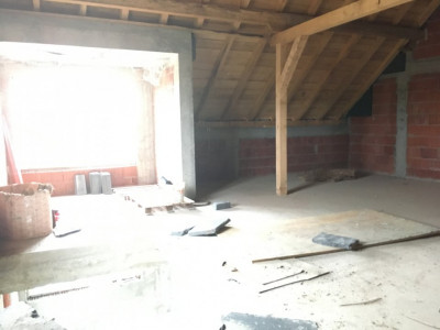 Casa tip triplex, cu 2 camere, de vanzare in Sanandrei. imagine mica 13, foxfort.ro