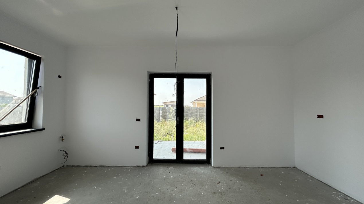 Duplex cu 3 camere, de vanzare in Sanandrei 8, foxfort.ro