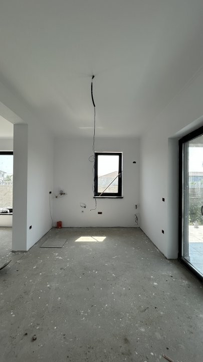 Duplex cu 3 camere, de vanzare in Sanandrei 9, foxfort.ro