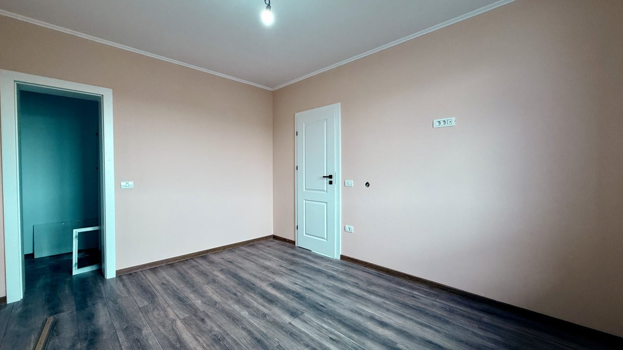 Duplex cu 3 camere, de vanzare in Sanandrei 9, foxfort.ro