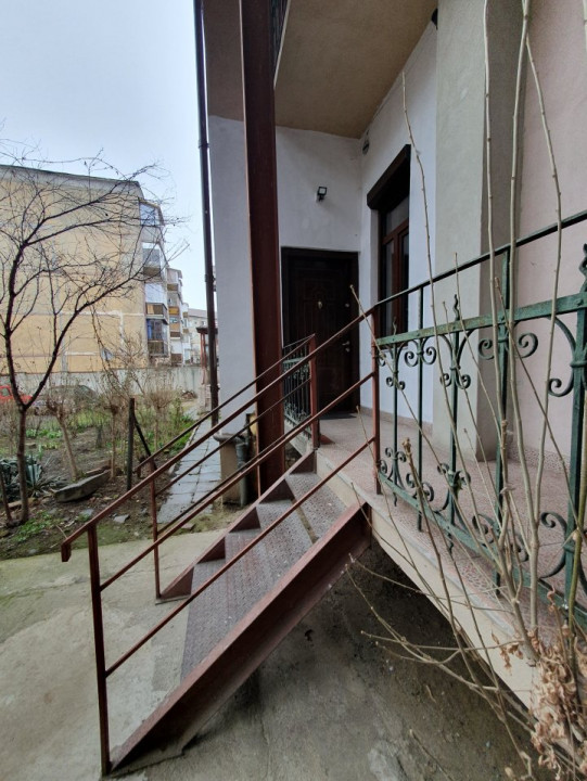 COMISION 0% Apartament cu 3 camere, cladire istorica - zona Iosefin 18, foxfort.ro