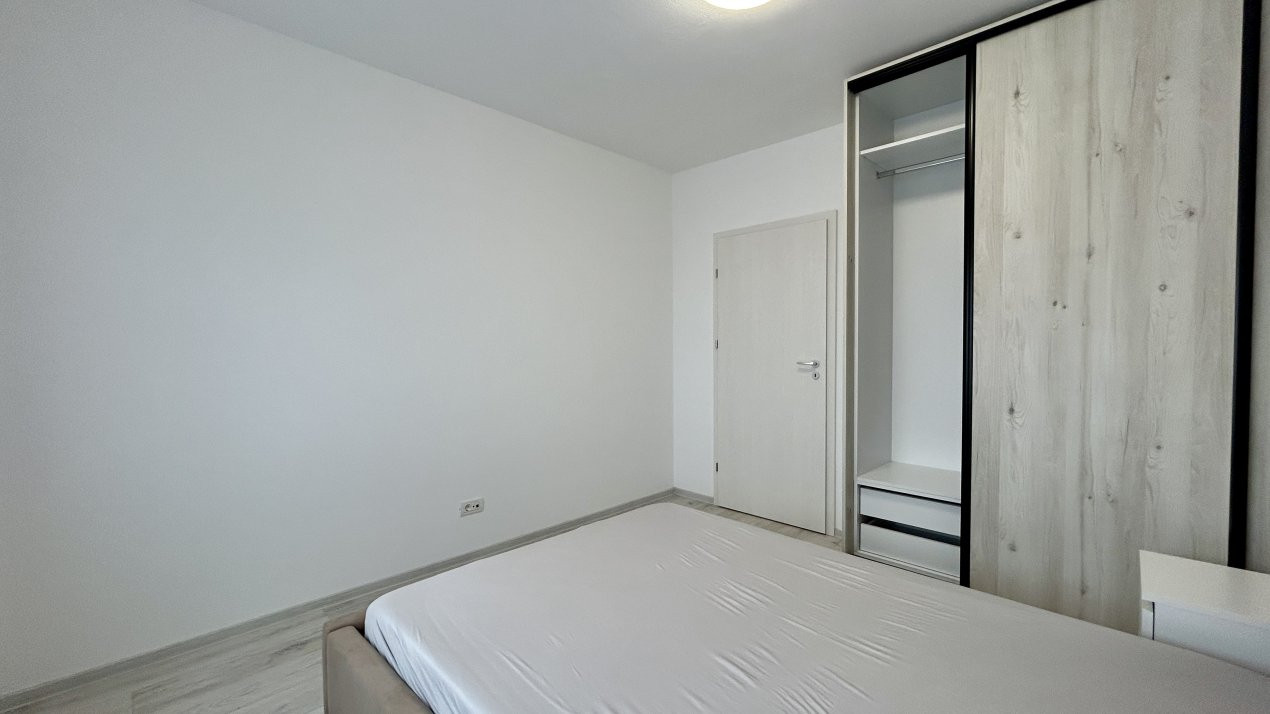 Duplex cu 4 camere de inchiriat, cu 2 locuri de parcare - zona Ghiroda 4, foxfort.ro