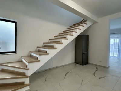 Duplex cu 4 camere de inchiriat, cu 2 locuri de parcare - zona Ghiroda imagine mica 15, foxfort.ro