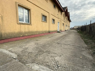 Spatiu industrial Sacalaz, 660 mp utili-Pretabil brutarie, depozitare, productie