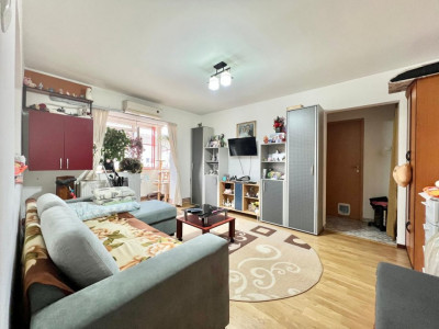 Apartament 2 camere de vanzare, zona Buziasului