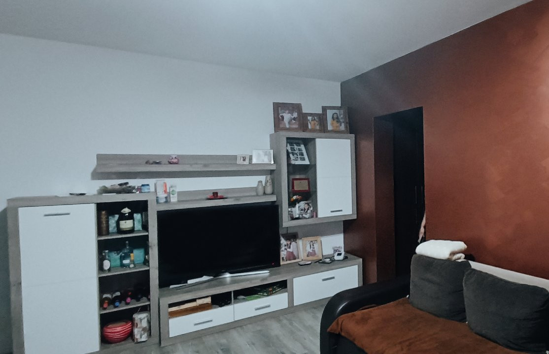 Apartament cu 3 camere cu gradina proprie de 65 mp in Giroc 1, foxfort.ro