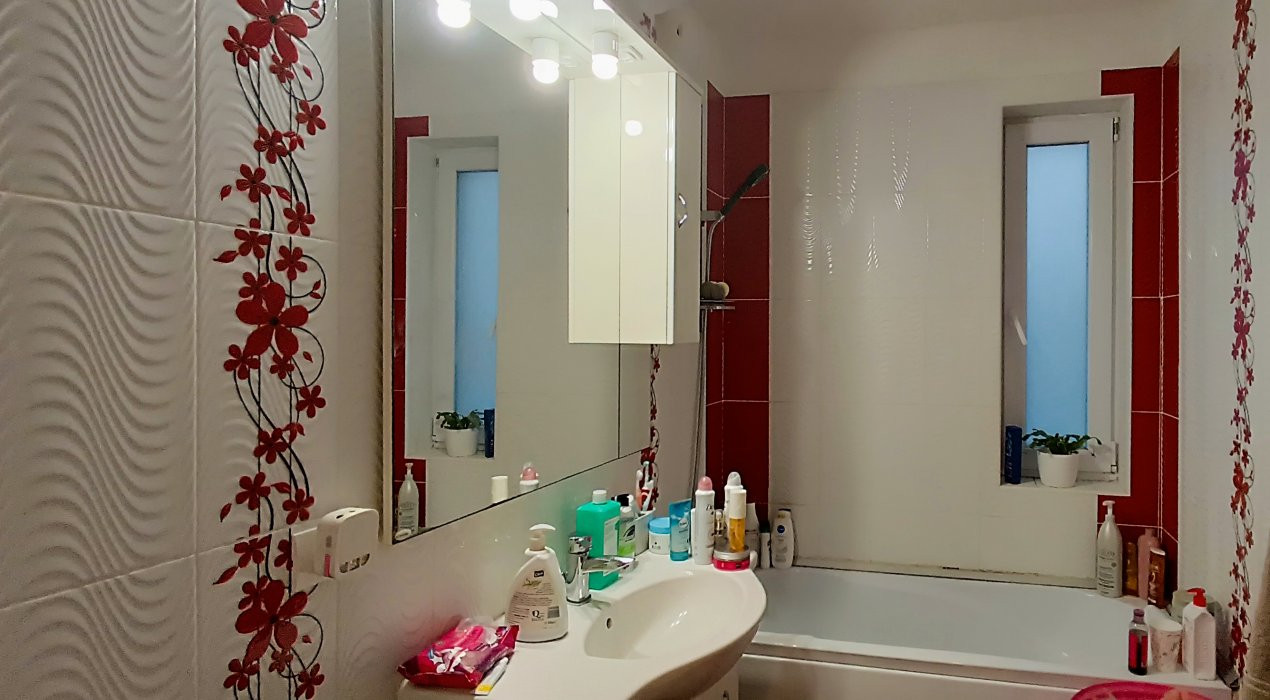 Apartament cu 3 camere cu gradina proprie de 65 mp in Giroc 8, foxfort.ro