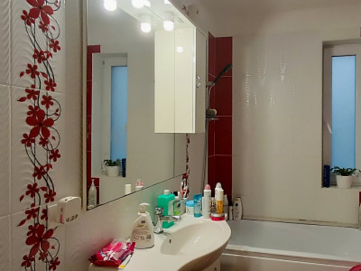 Apartament cu 3 camere cu gradina proprie de 65 mp in Giroc imagine mica 8, foxfort.ro