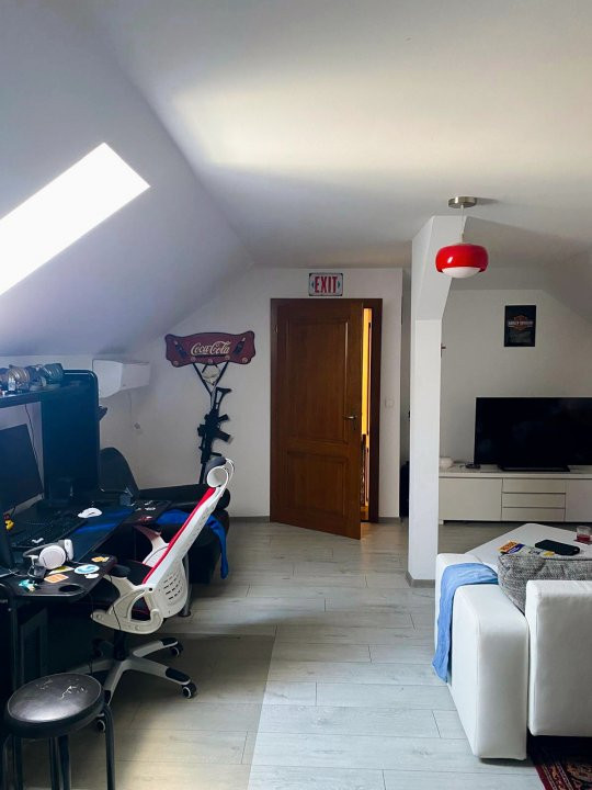 Casa individuala 5 camere si 4 locuri de parcare in Giroc   6, foxfort.ro