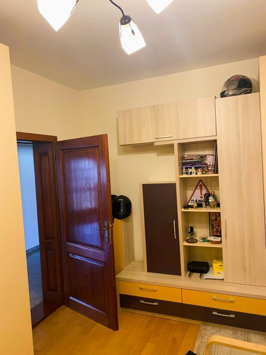 Casa individuala 5 camere si 4 locuri de parcare in Giroc   19, foxfort.ro