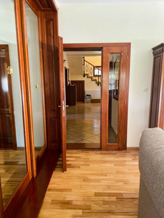 Casa individuala 5 camere si 4 locuri de parcare in Giroc   21, foxfort.ro