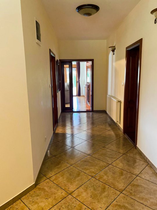 Casa individuala 5 camere si 4 locuri de parcare in Giroc   23, foxfort.ro