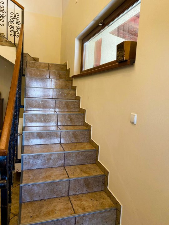 Casa individuala 5 camere si 4 locuri de parcare in Giroc   26, foxfort.ro