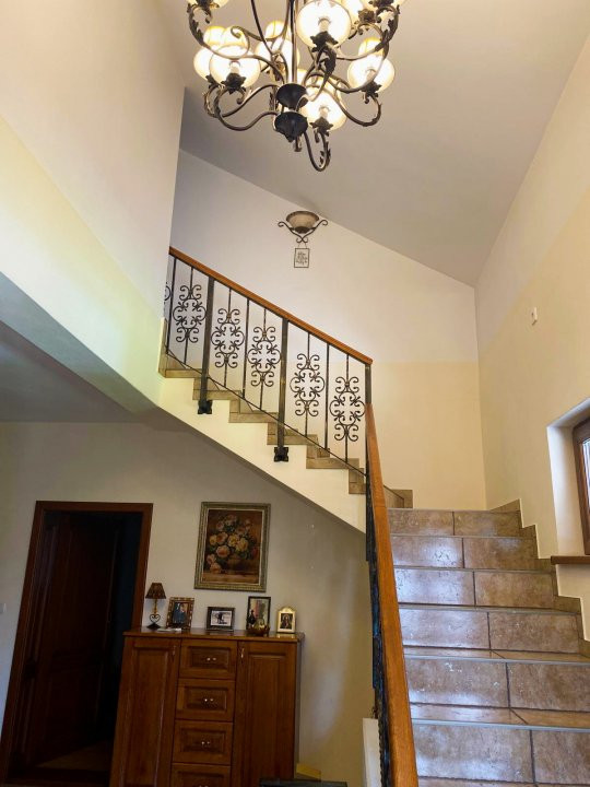 Casa individuala 5 camere si 4 locuri de parcare in Giroc   27, foxfort.ro