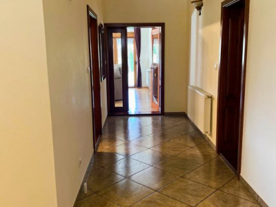 Casa individuala 5 camere si 4 locuri de parcare in Giroc imagine mica 23, foxfort.ro