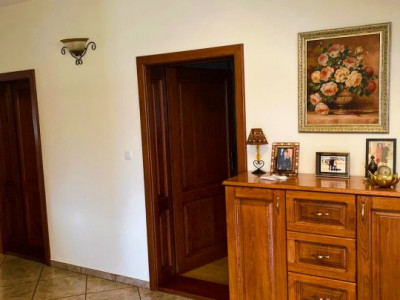 Casa individuala 5 camere si 4 locuri de parcare in Giroc imagine mica 25, foxfort.ro