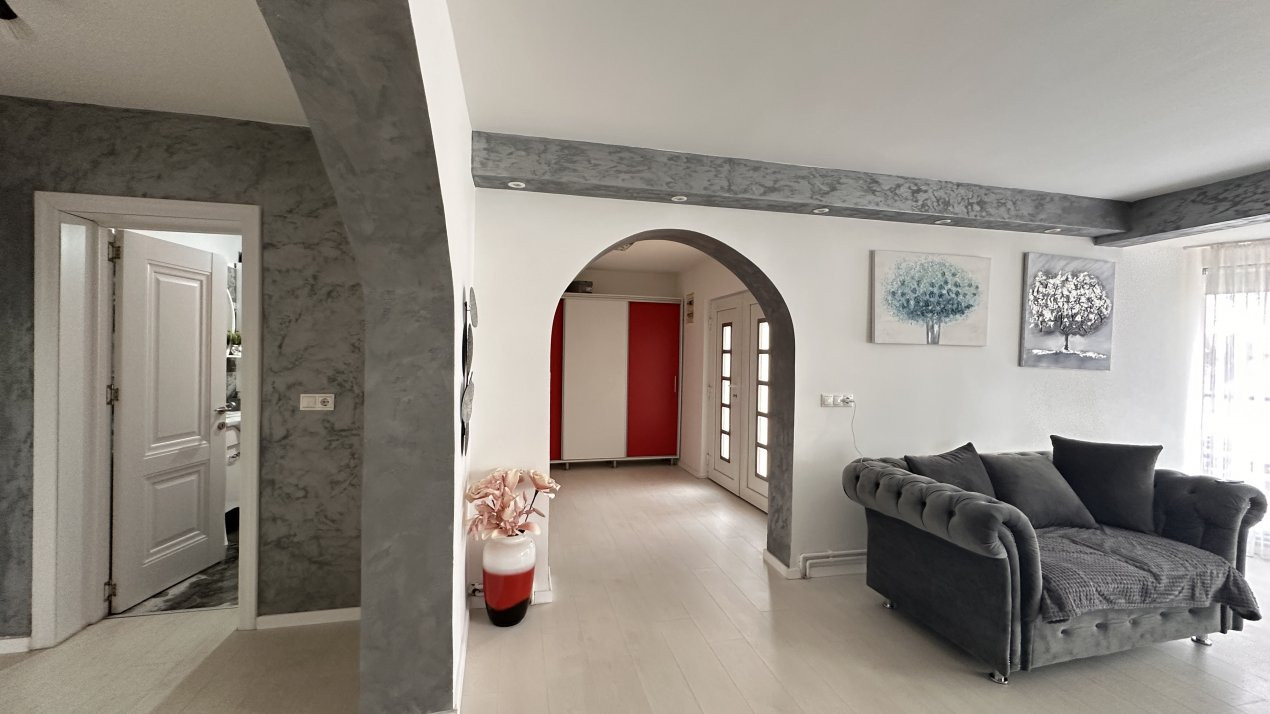 Casa individuala 8 camere, 400 mp, in Mosnita Noua vatra satului 3, foxfort.ro