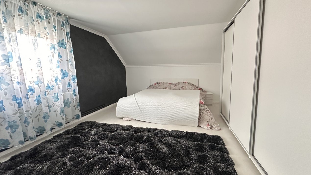 Casa individuala 8 camere, 400 mp, in Mosnita Noua vatra satului 11, foxfort.ro