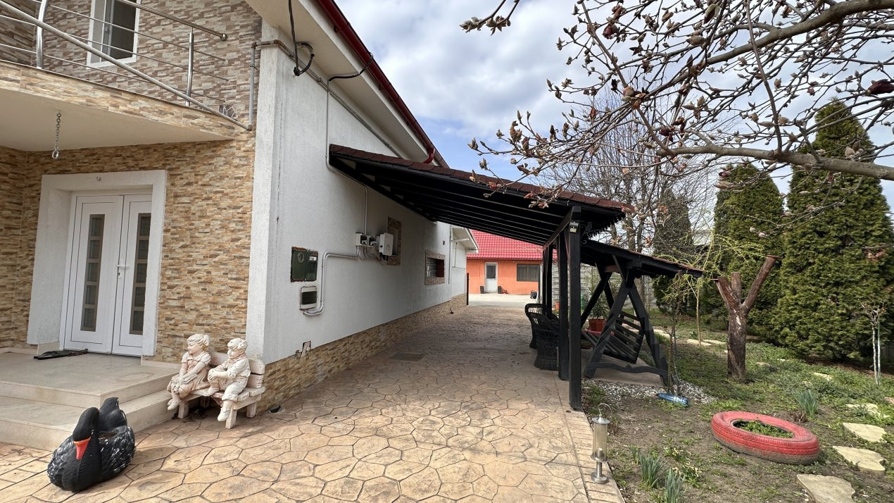 Casa individuala 8 camere, 400 mp, in Mosnita Noua vatra satului 13, foxfort.ro