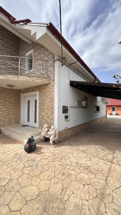 Casa individuala 8 camere, 400 mp, in Mosnita Noua vatra satului 14, foxfort.ro