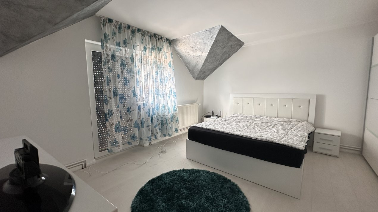 Casa individuala 8 camere, 400 mp, in Mosnita Noua vatra satului 20, foxfort.ro