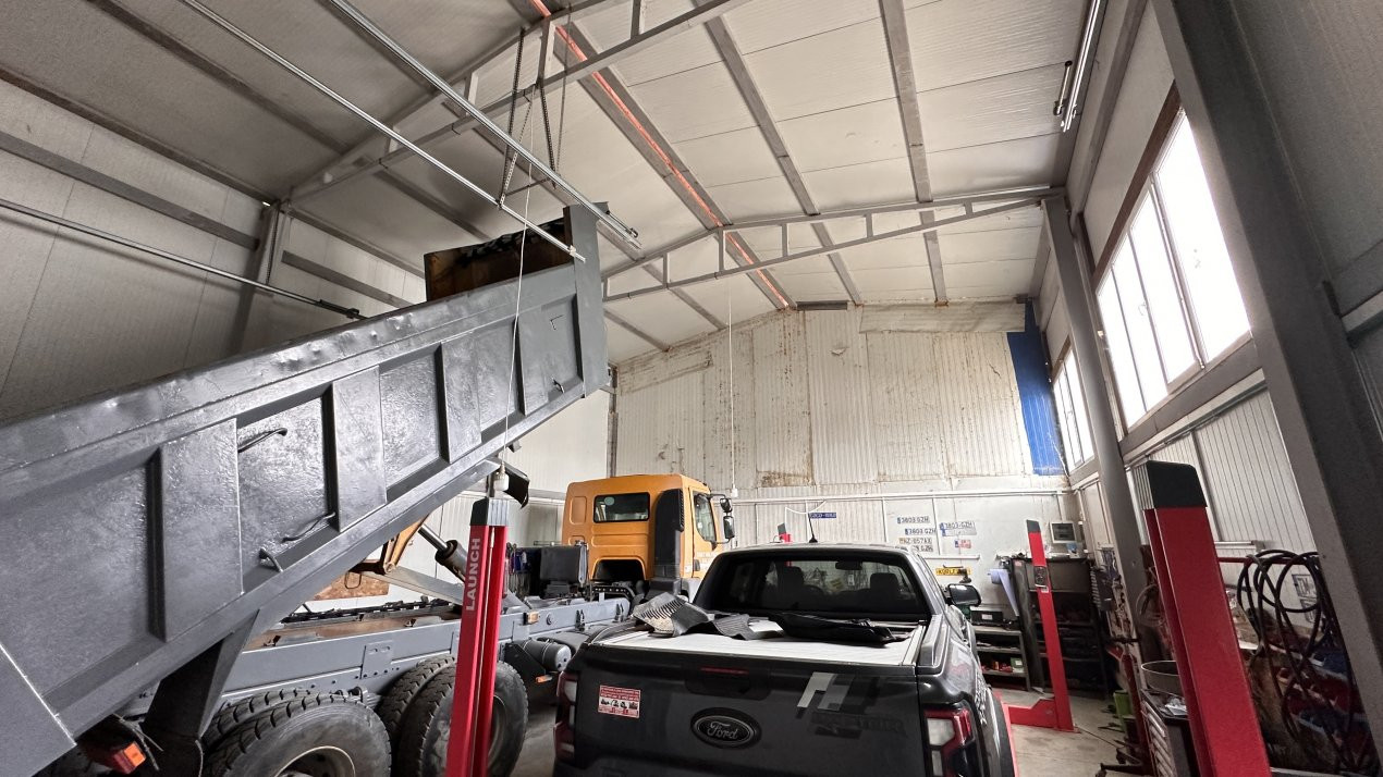 Casa individuala 8 camere, 400 mp, in Mosnita Noua vatra satului 31, foxfort.ro