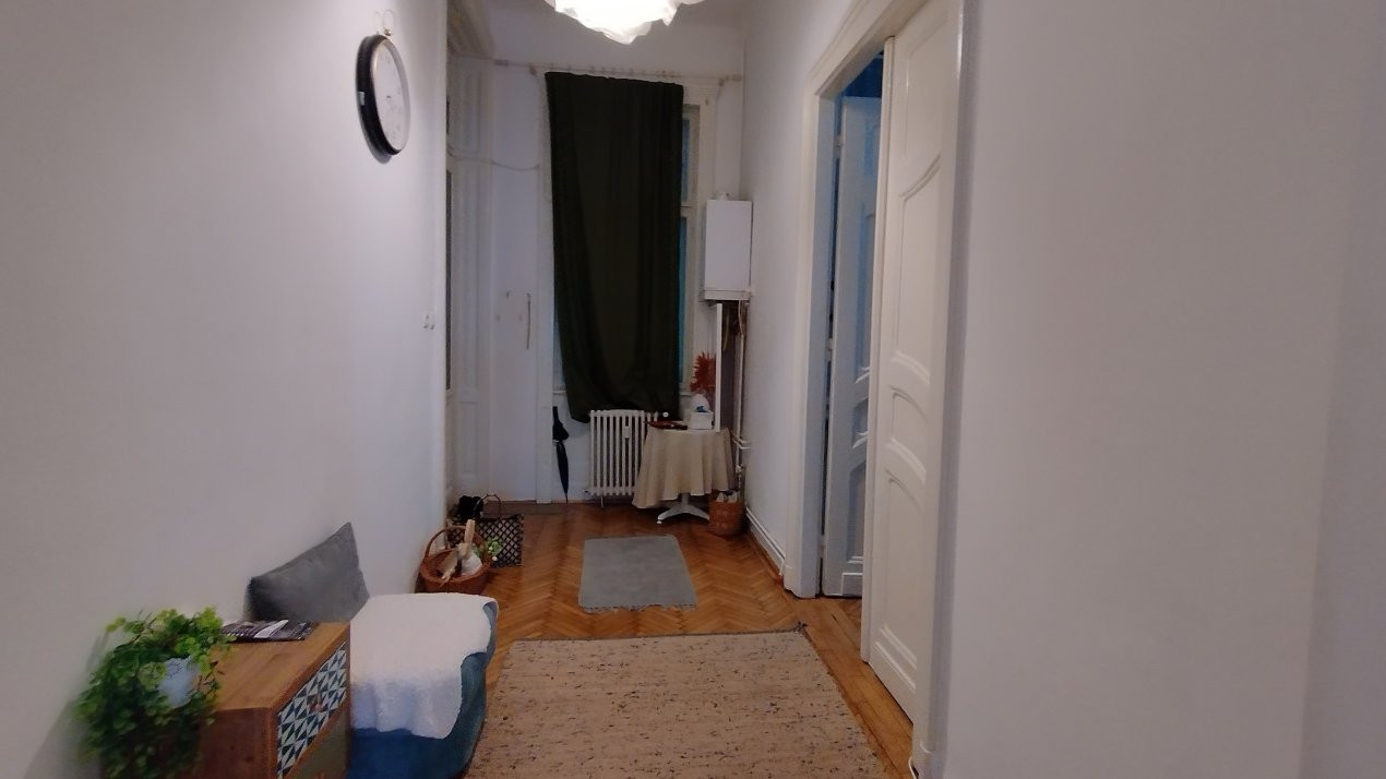 Apartament 3 camere, 104 mp zona ultracentral Piata Victoriei 8, foxfort.ro