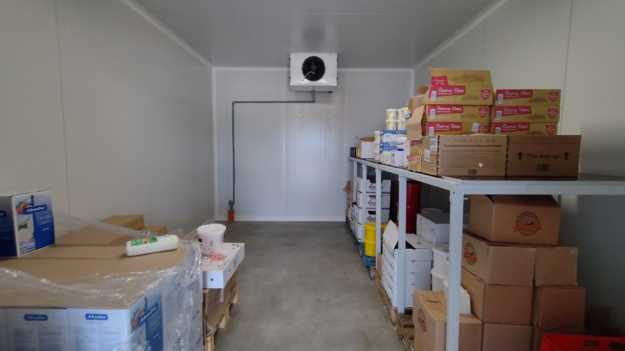 Inchiriere spatiu depozitare produse alimentare, Sacalaz 2, foxfort.ro