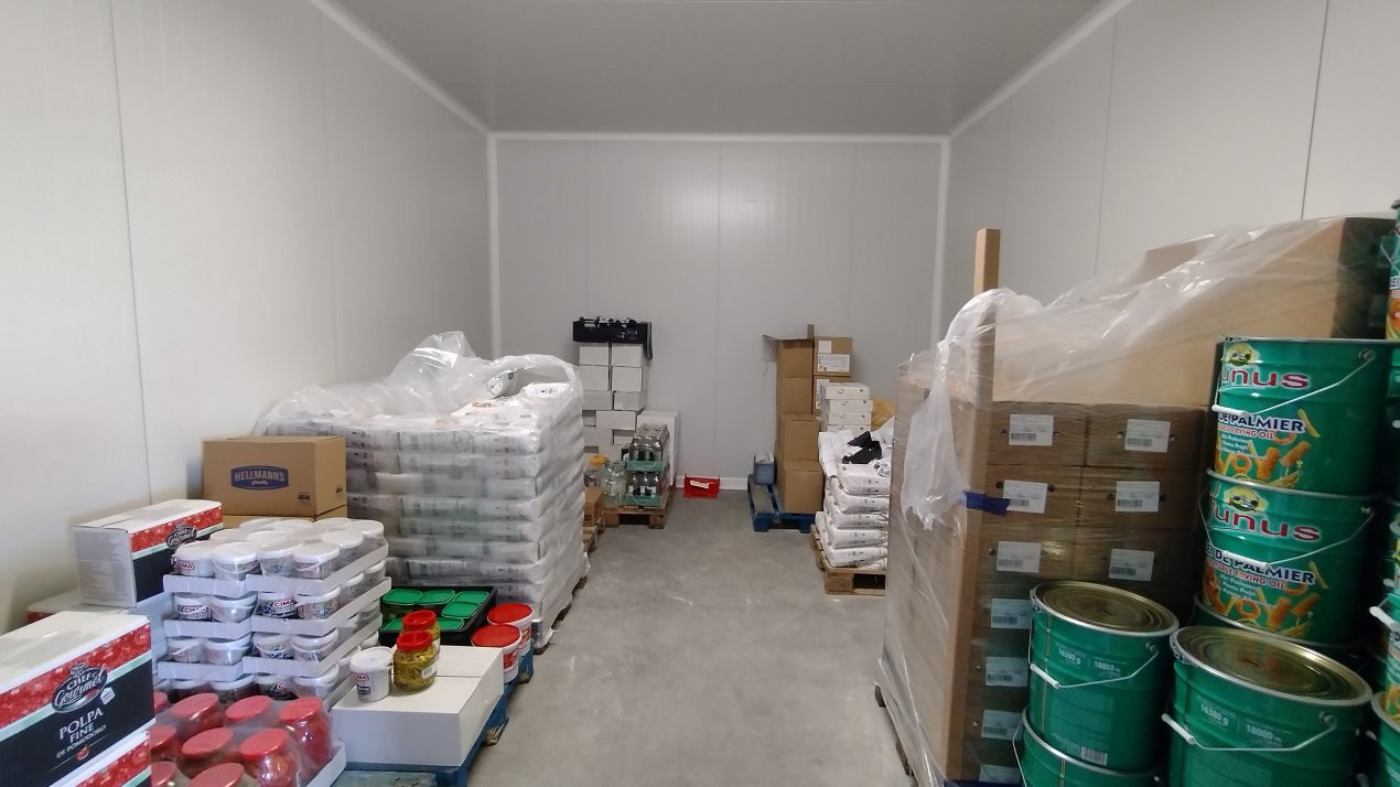 Inchiriere spatiu depozitare produse alimentare, Sacalaz 4, foxfort.ro