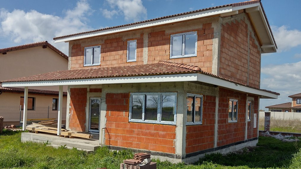 Casa individuala la ROSU, 5 camere, Sacalaz-Gaz si curent bransat 2, foxfort.ro