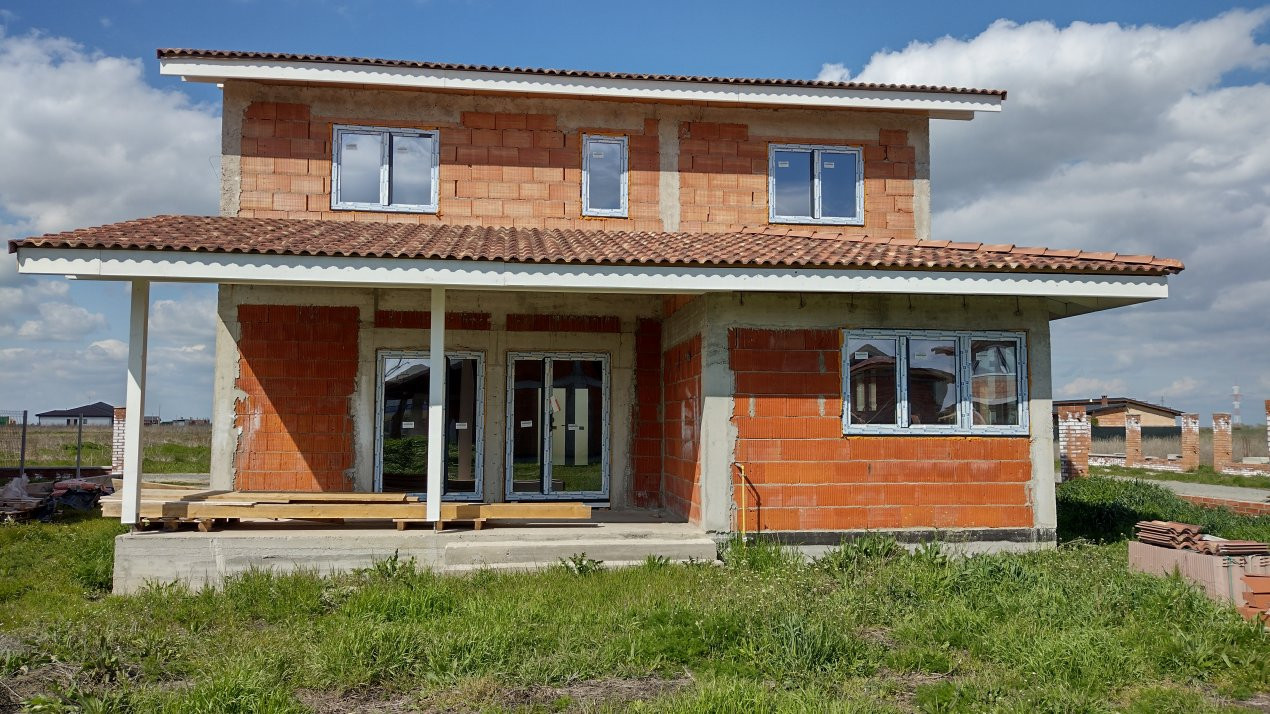 Casa individuala la ROSU, 5 camere, Sacalaz-Gaz si curent bransat 3, foxfort.ro