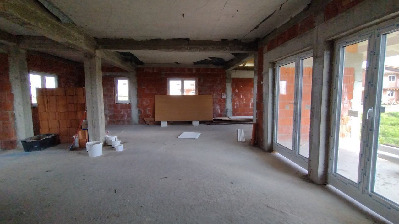 Casa individuala la ROSU, 5 camere, Sacalaz-Gaz si curent bransat 5, foxfort.ro