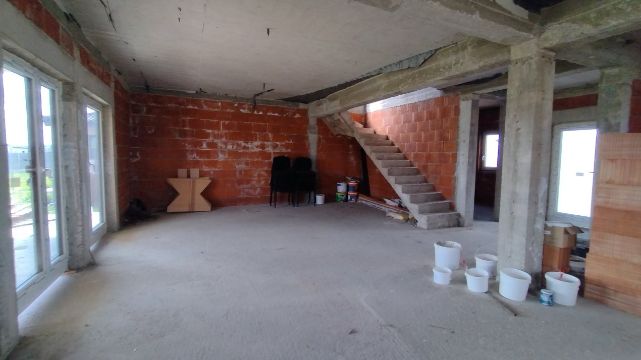 Casa individuala la ROSU, 5 camere, Sacalaz-Gaz si curent bransat 8, foxfort.ro