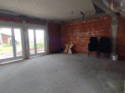 Casa individuala la ROSU, 5 camere, Sacalaz-Gaz si curent bransat imagine mica 6, foxfort.ro