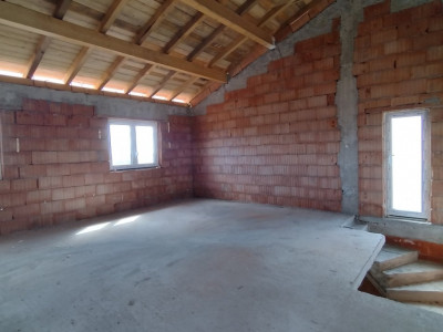 Casa individuala la ROSU, 5 camere, Sacalaz-Gaz si curent bransat imagine mica 10, foxfort.ro