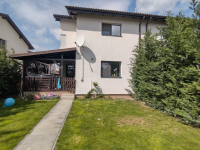 Duplex 4 camere, Sacalaz, zona Central -Toate utilitatile imagine mica 11, foxfort.ro