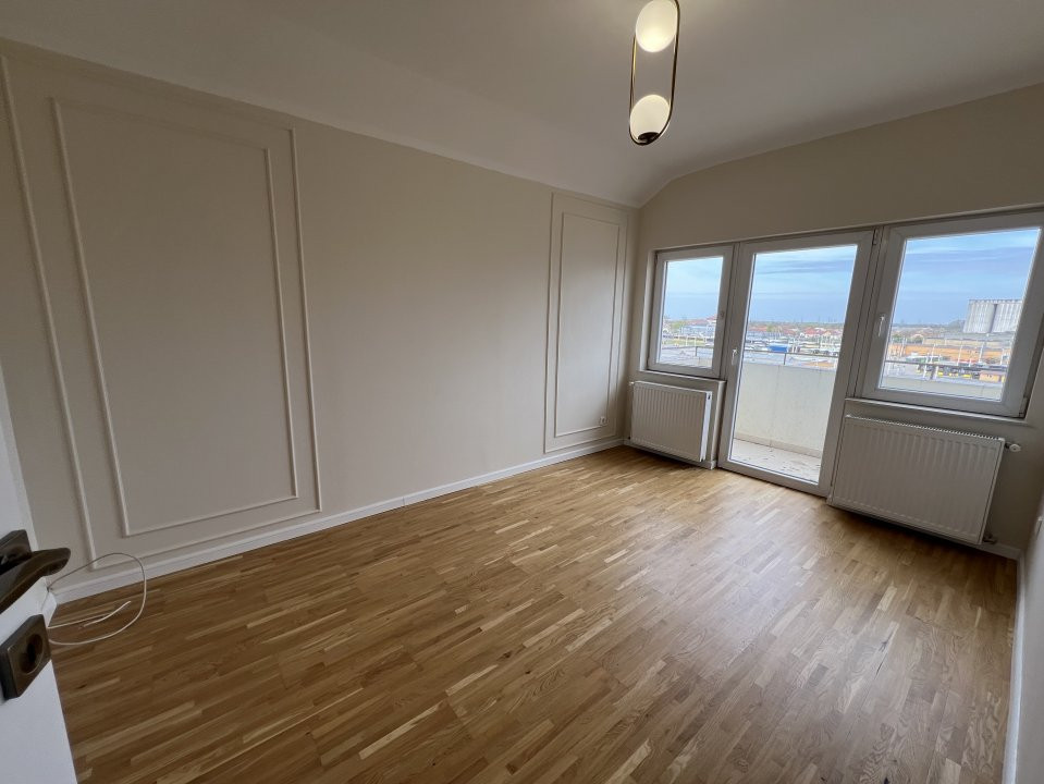 Apartament cu 3 camere, de vanzare, zona Dambovita 10, foxfort.ro