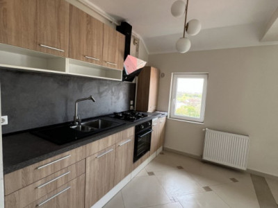 Apartament cu 3 camere, de vanzare, zona Dambovita imagine mica 5, foxfort.ro