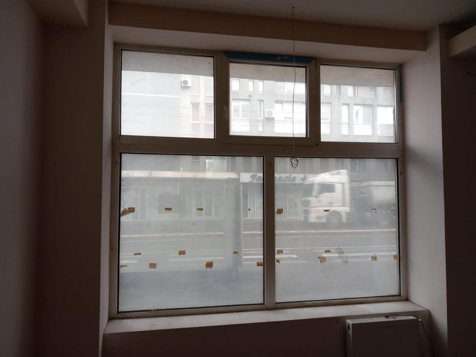 OPORTUNITATE DE INVESTITIE!!! SPATIU COMERCIAL CU VAD EXCELENT! 2, foxfort.ro