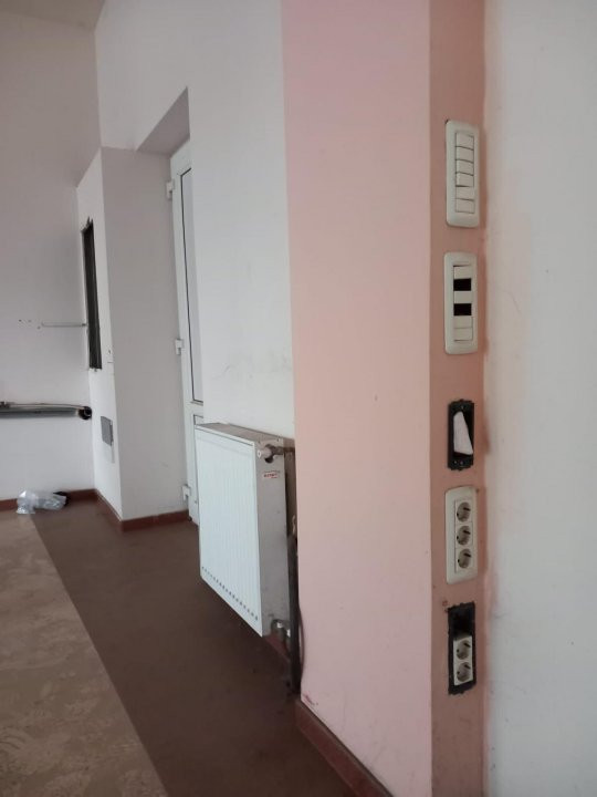 OPORTUNITATE DE INVESTITIE!!! SPATIU COMERCIAL CU VAD EXCELENT! 6, foxfort.ro