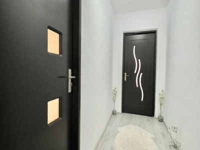 Apartament cu 3 camere, etaj 4 de vanzare, zona Spitalul Judetean imagine mica 11, foxfort.ro