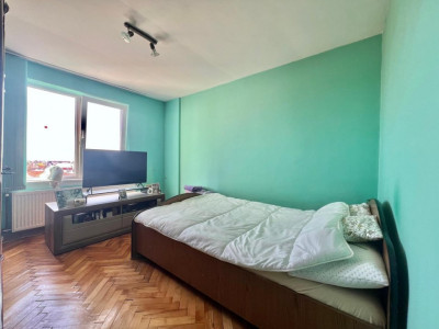 Apartament 4 camere de vanzare, zona Olimpia Stadion imagine mica 10, foxfort.ro