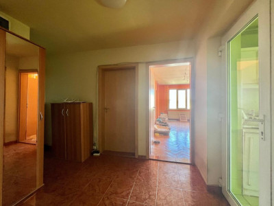 Apartament 4 camere de vanzare, zona Olimpia Stadion imagine mica 16, foxfort.ro